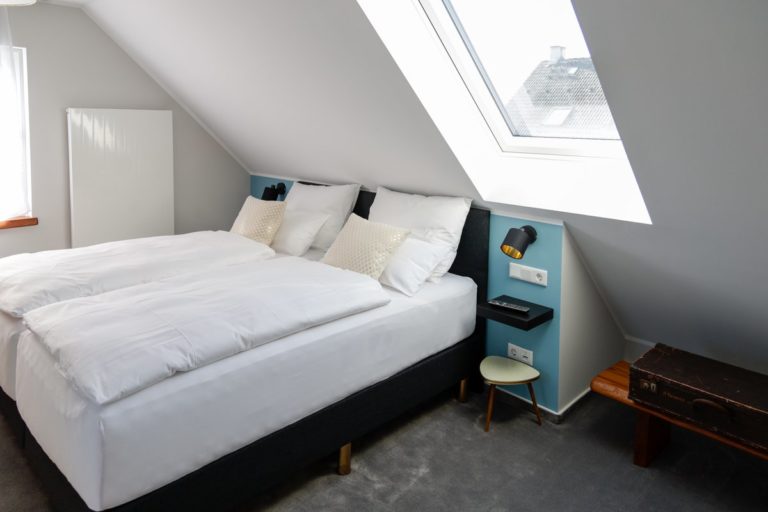 Doppelbett Zimmer 5